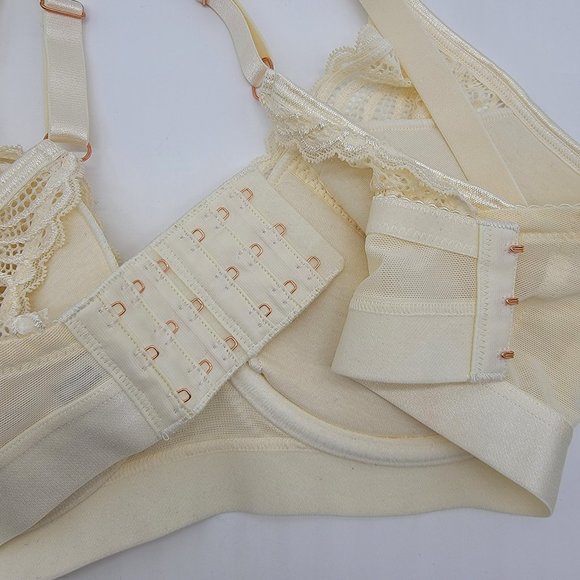 Project Me Warrior Plunge Ivory Contour Nursing Bra - Picture 11 of 14